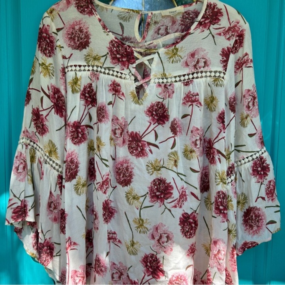 Oddy boho flowy floral top size small
